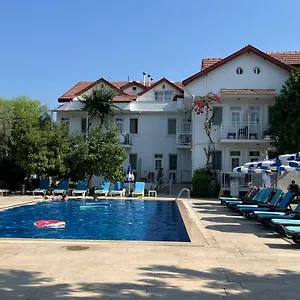 Tugay Otel